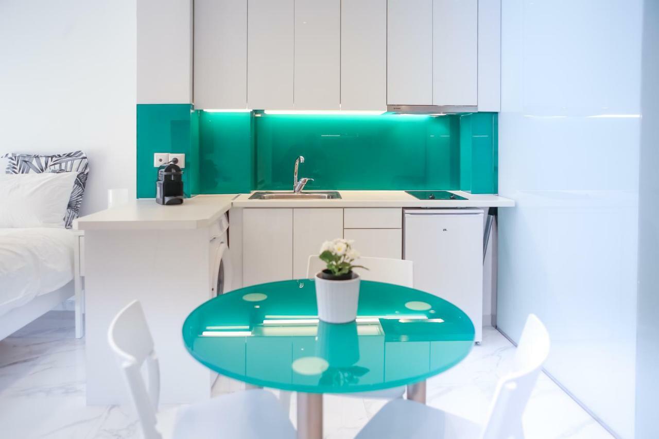 Luxury Studio In Афины Экстерьер фото